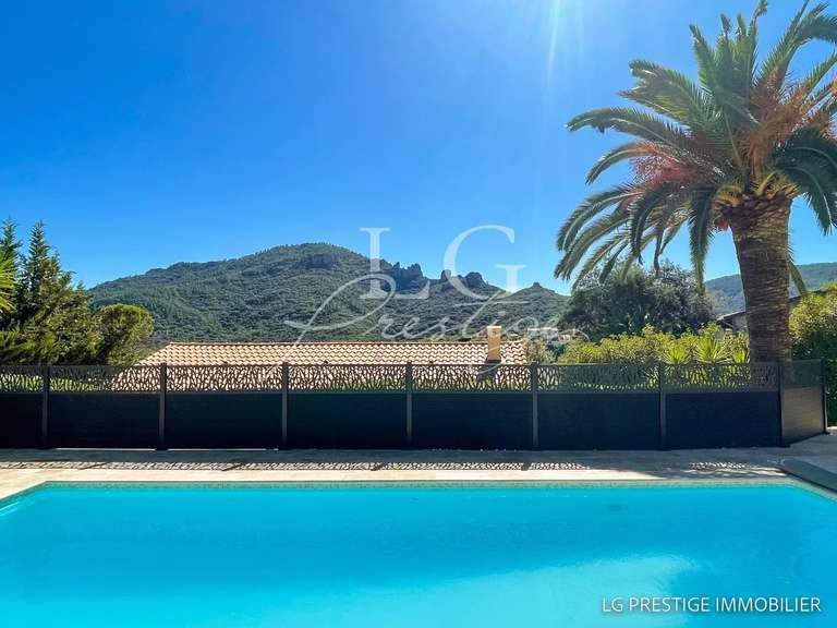 Maison Mandelieu-la-Napoule - 3 chambres - 183m²