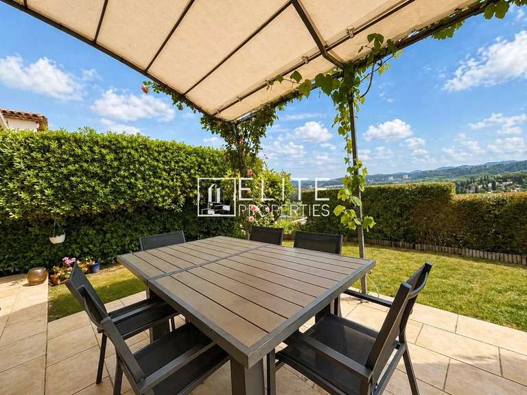 House Mandelieu-la-Napoule - 4 bedrooms - 133m²