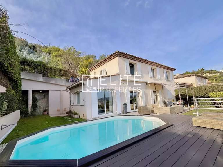 Maison Mandelieu-la-Napoule - 4 chambres - 133m²