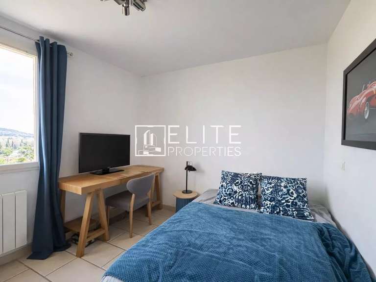 Maison Mandelieu-la-Napoule - 4 chambres - 133m²