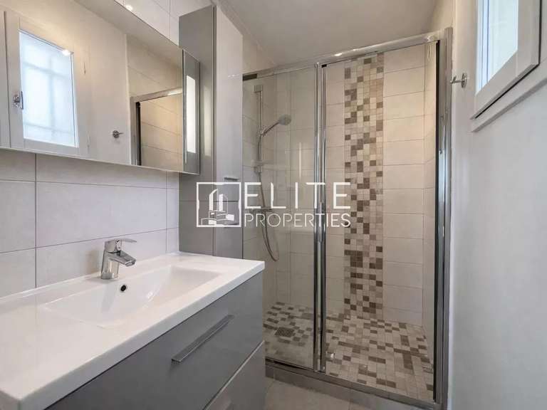 Maison Mandelieu-la-Napoule - 4 chambres - 133m²