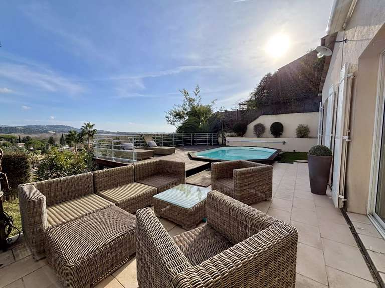 House Mandelieu-la-Napoule - 4 bedrooms - 133m²