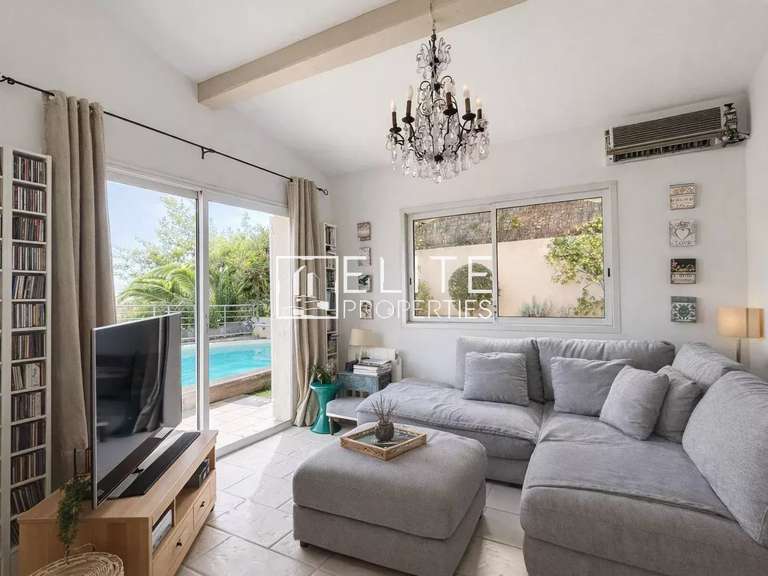 Maison Mandelieu-la-Napoule - 4 chambres - 133m²