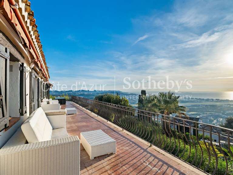 Maison Mandelieu-la-Napoule - 7 chambres - 265m²