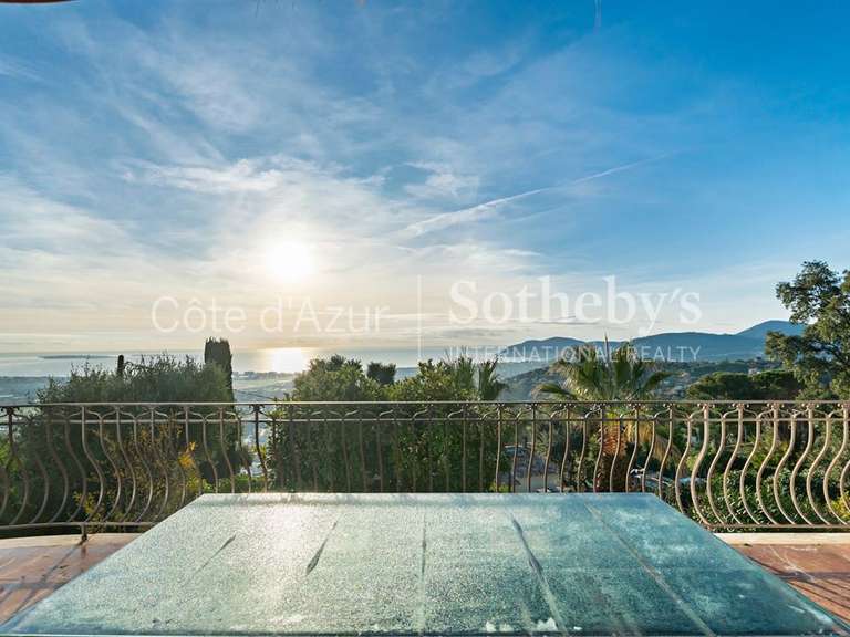 Maison Mandelieu-la-Napoule - 7 chambres - 265m²