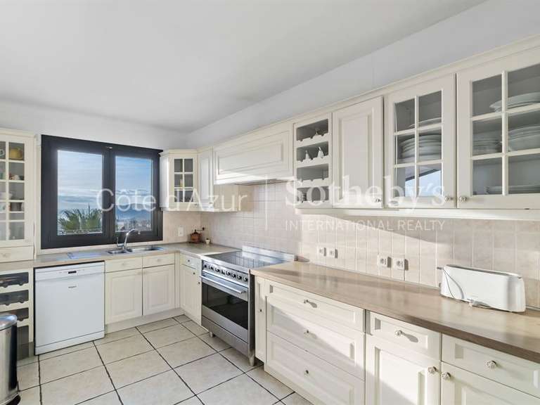 Maison Mandelieu-la-Napoule - 7 chambres - 265m²