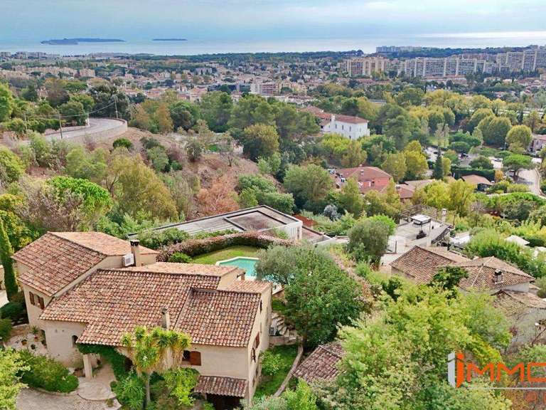 Maison Mandelieu-la-Napoule - 6 chambres