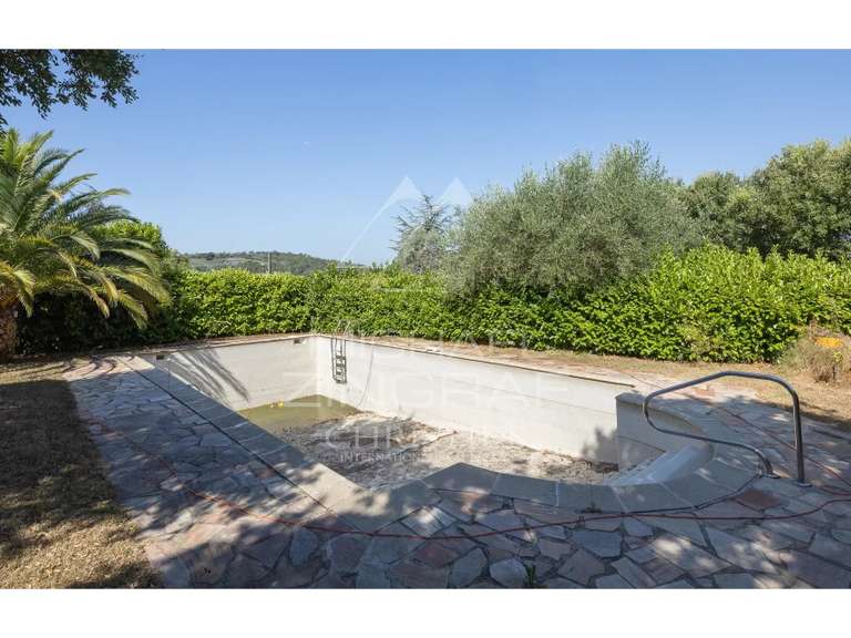 Maison Mandelieu-la-Napoule - 4 chambres - 251m²