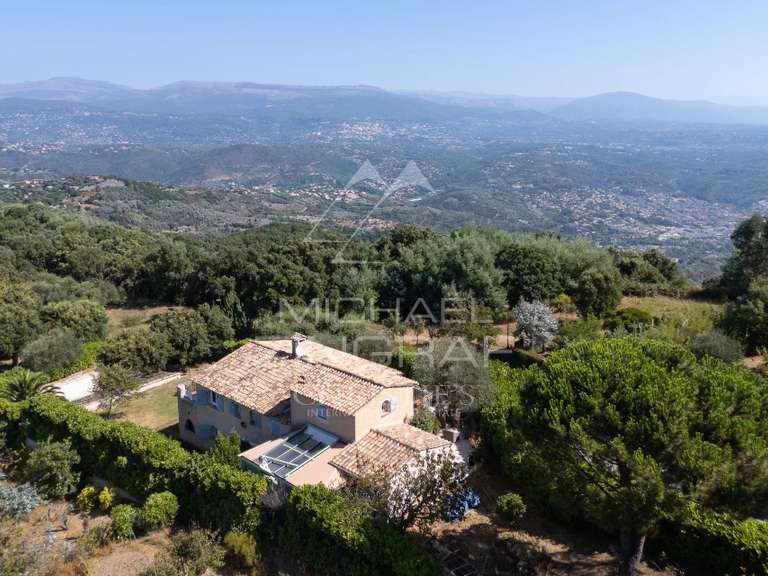 Maison Mandelieu-la-Napoule - 4 chambres - 251m²