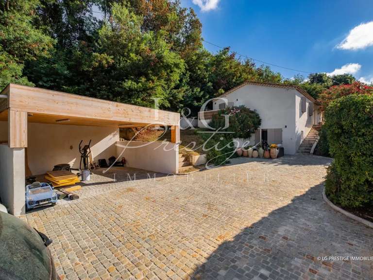 Maison Mandelieu-la-Napoule - 3 chambres - 151m²