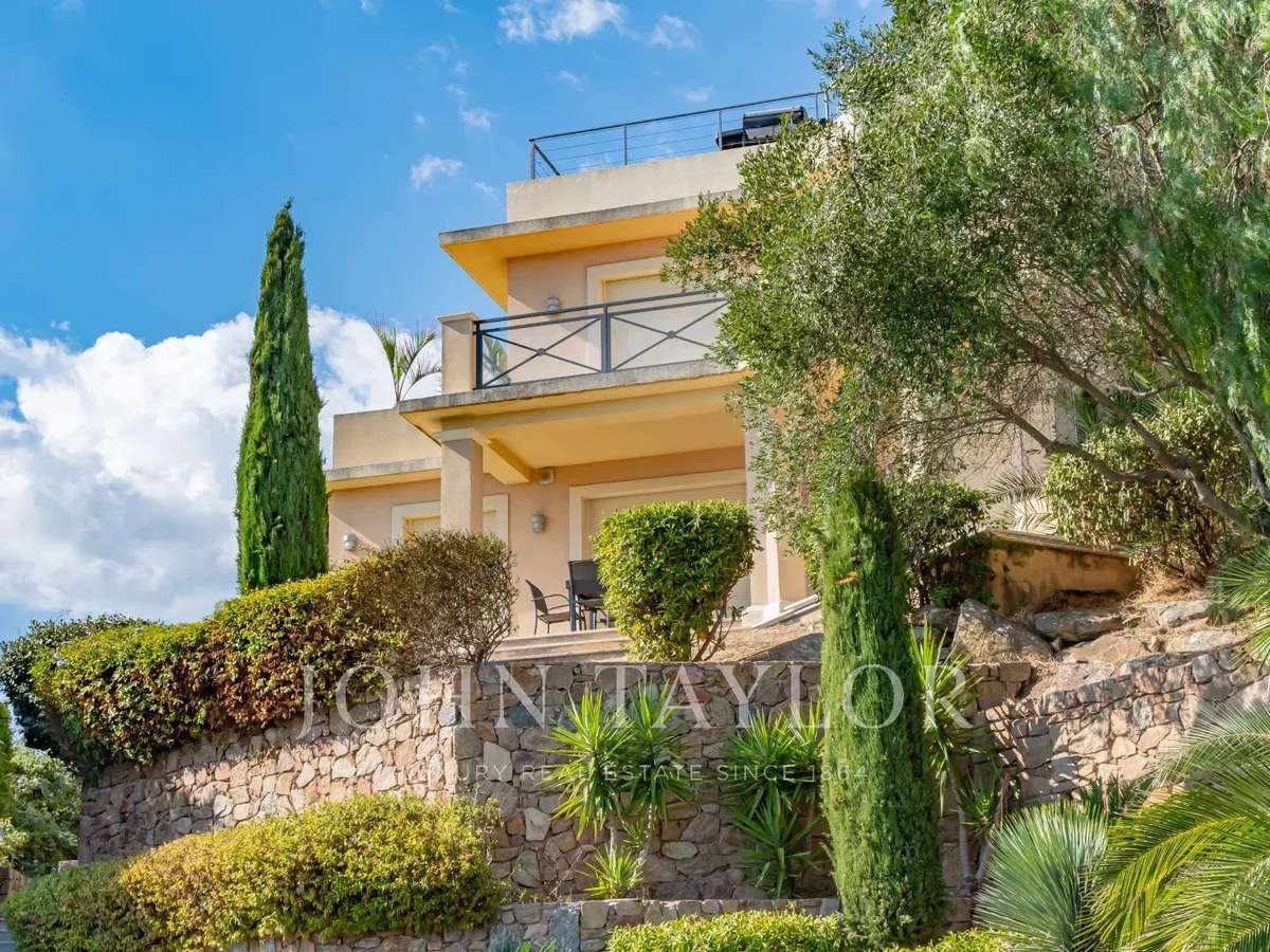 Maison Mandelieu-la-Napoule