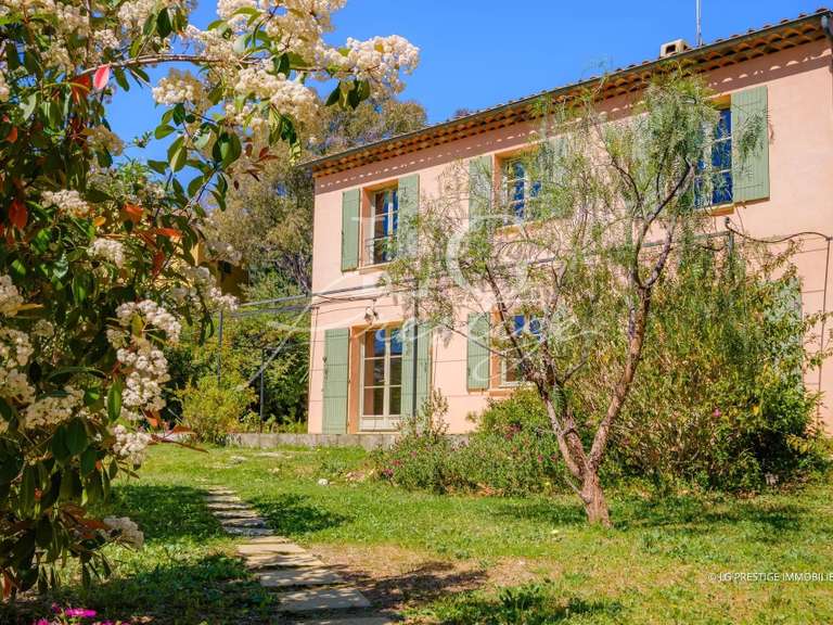 Maison Mandelieu-la-Napoule - 3 chambres - 100m²