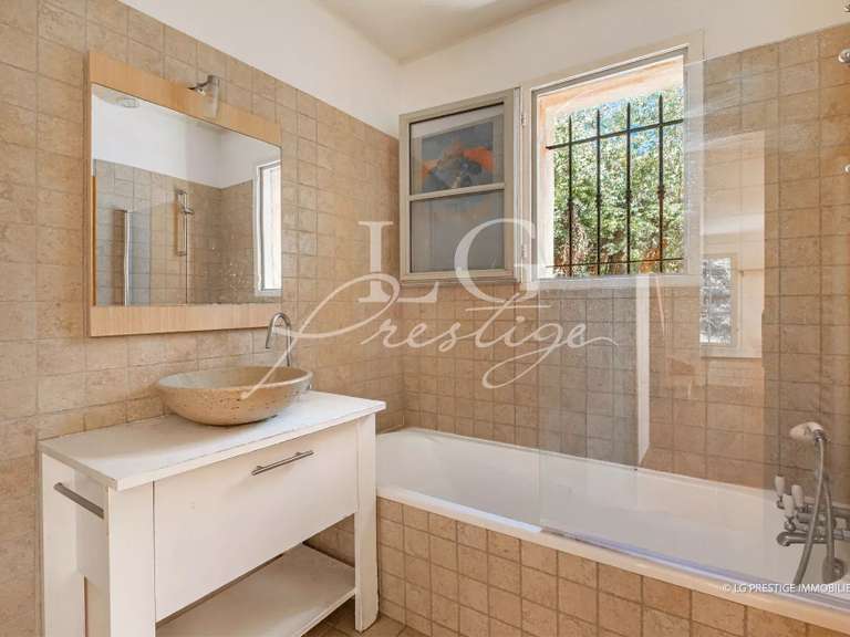 Maison Mandelieu-la-Napoule - 3 chambres - 100m²