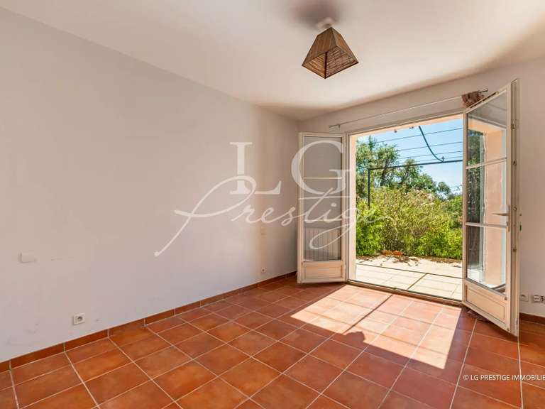 Maison Mandelieu-la-Napoule - 3 chambres - 100m²