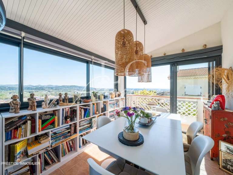 Maison Mandelieu-la-Napoule - 4 chambres - 175m²