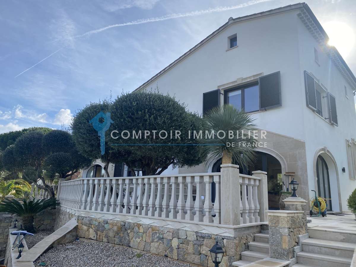 House Mandelieu-la-Napoule