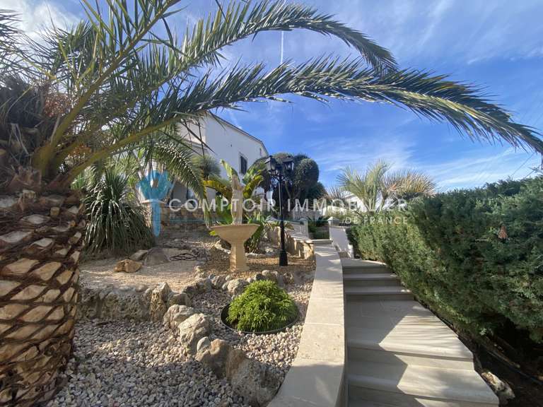 Maison Mandelieu-la-Napoule - 4 chambres - 326m²
