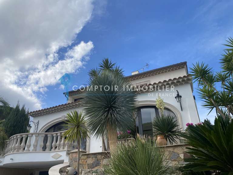 Maison Mandelieu-la-Napoule - 4 chambres - 326m²