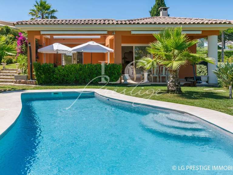Maison Mandelieu-la-Napoule - 3 chambres - 141m²