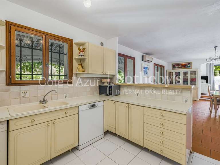 Maison Mandelieu-la-Napoule - 4 chambres - 130m²