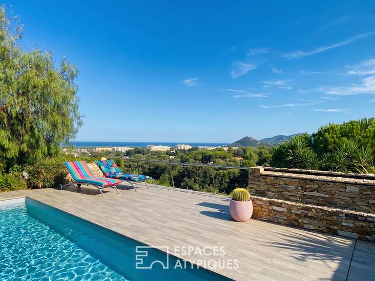 Maison Mandelieu-la-Napoule - 2 chambres - 140m²
