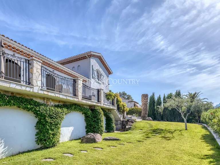 Maison Mandelieu-la-Napoule - 5 chambres - 298m²