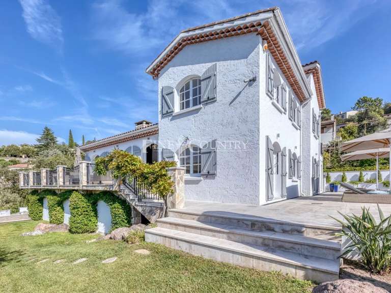 Maison Mandelieu-la-Napoule - 5 chambres - 298m²