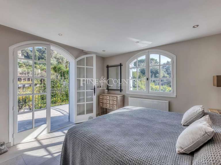 Maison Mandelieu-la-Napoule - 5 chambres - 298m²