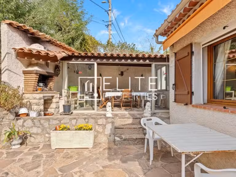 Maison Mandelieu-la-Napoule - 3 chambres - 147m²