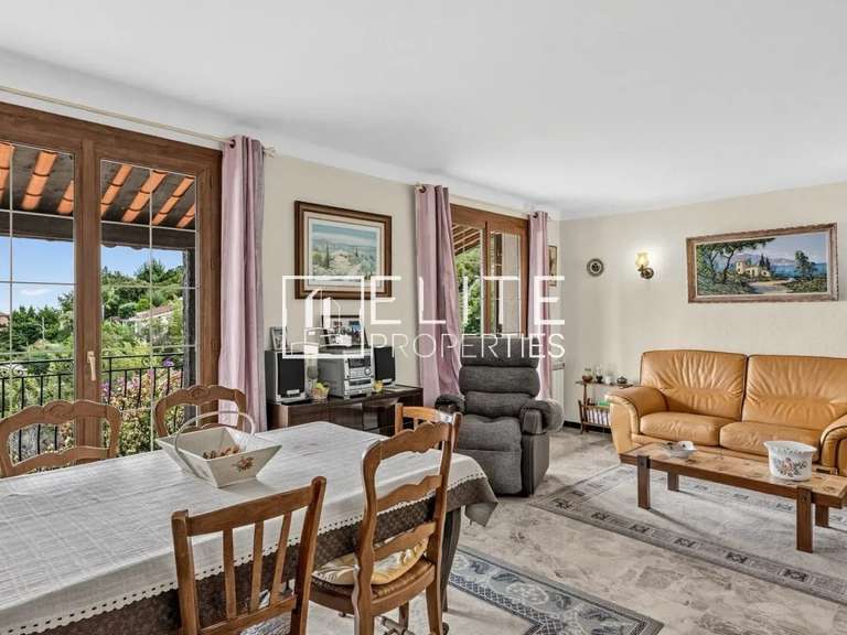 Maison Mandelieu-la-Napoule - 3 chambres - 147m²