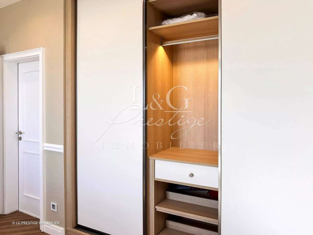 Property Mandelieu-la-Napoule