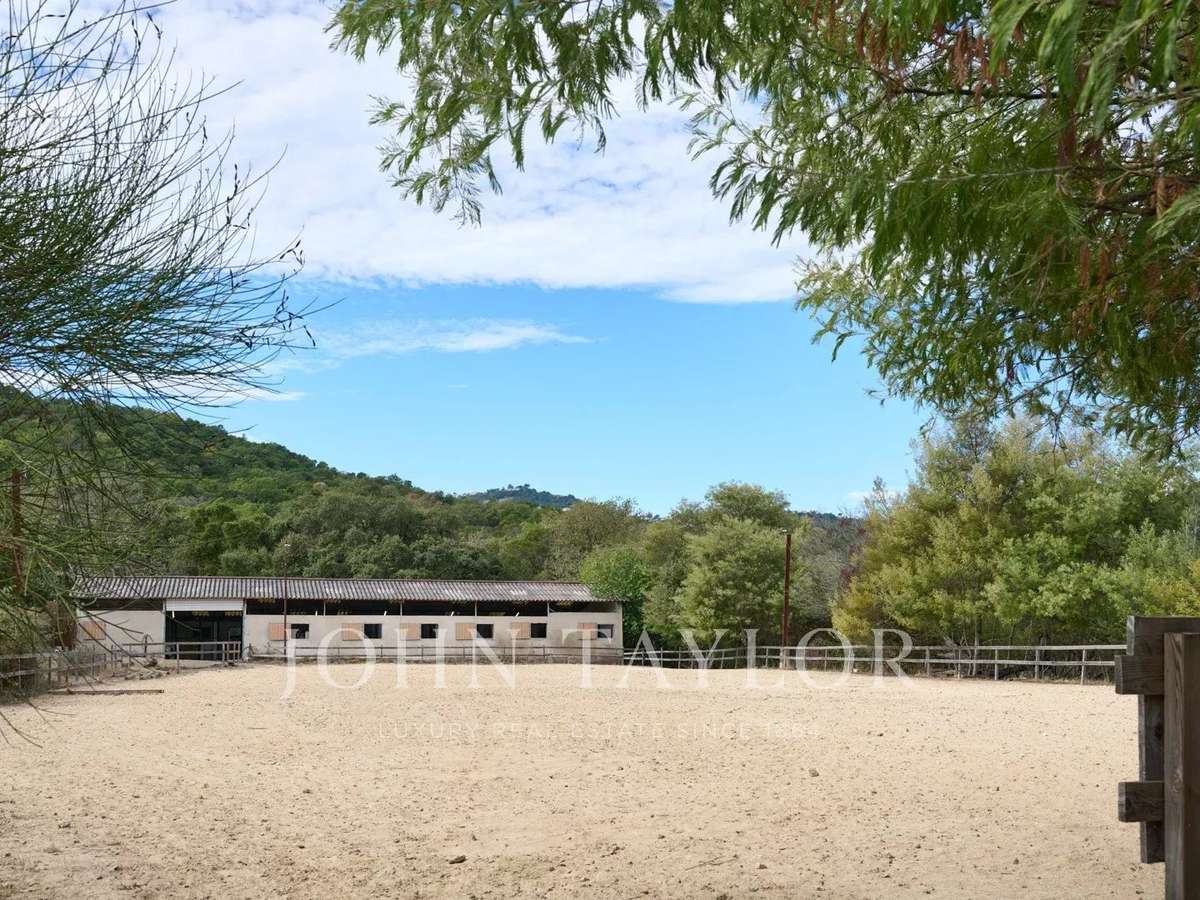 Property Mandelieu-la-Napoule