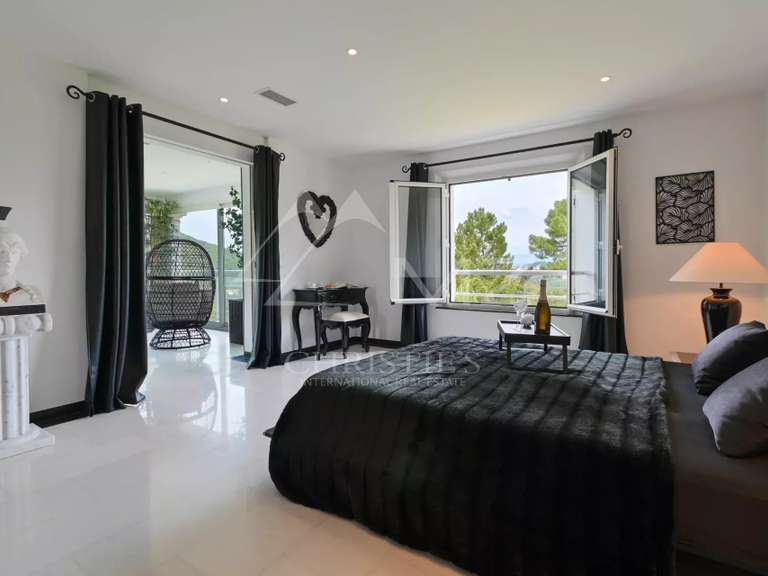 Propriété Mandelieu-la-Napoule - 5 chambres - 455m²