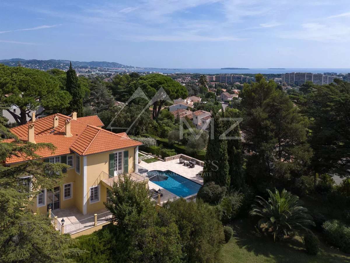 Property Mandelieu-la-Napoule