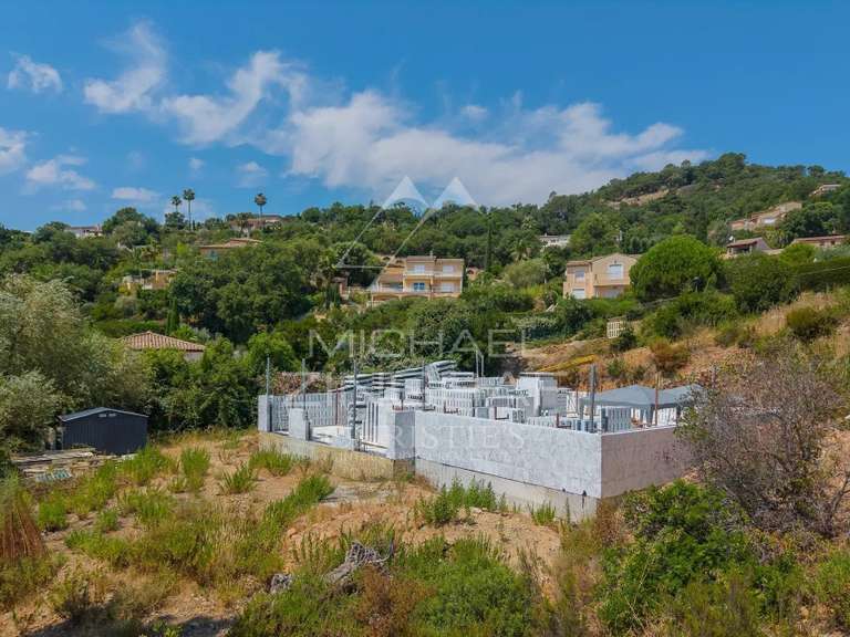 Land Mandelieu-la-Napoule - 1671m²
