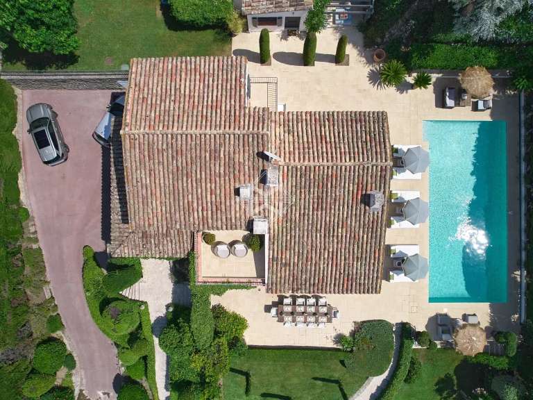 Villa Mandelieu-la-Napoule - 6 bedrooms - 304m²