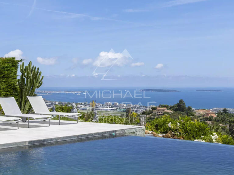Villa Mandelieu-la-Napoule - 4 chambres - 215m²