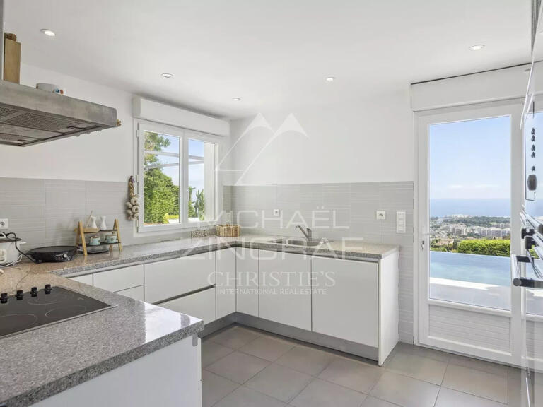 Villa Mandelieu-la-Napoule - 4 chambres - 215m²