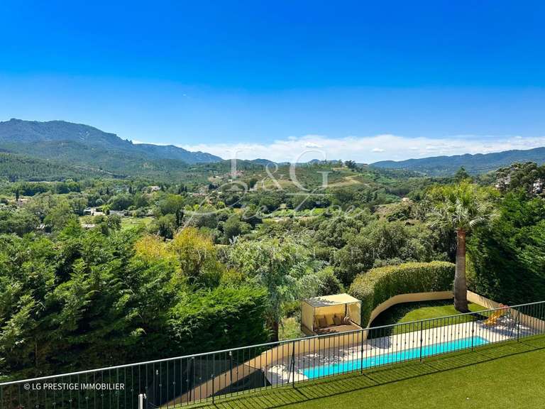 Villa Mandelieu-la-Napoule - 5 bedrooms - 249m²