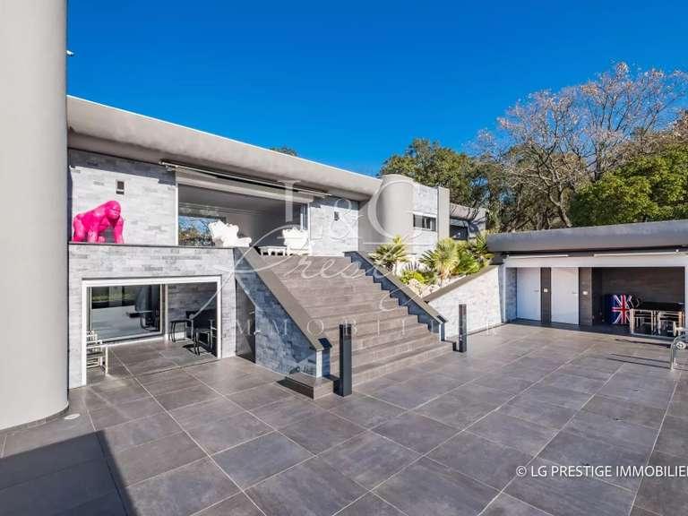 Villa Mandelieu-la-Napoule - 6 bedrooms - 350m²