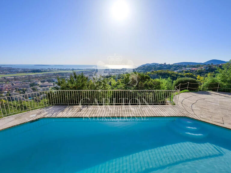 Villa Mandelieu-la-Napoule - 4 bedrooms - 300m²