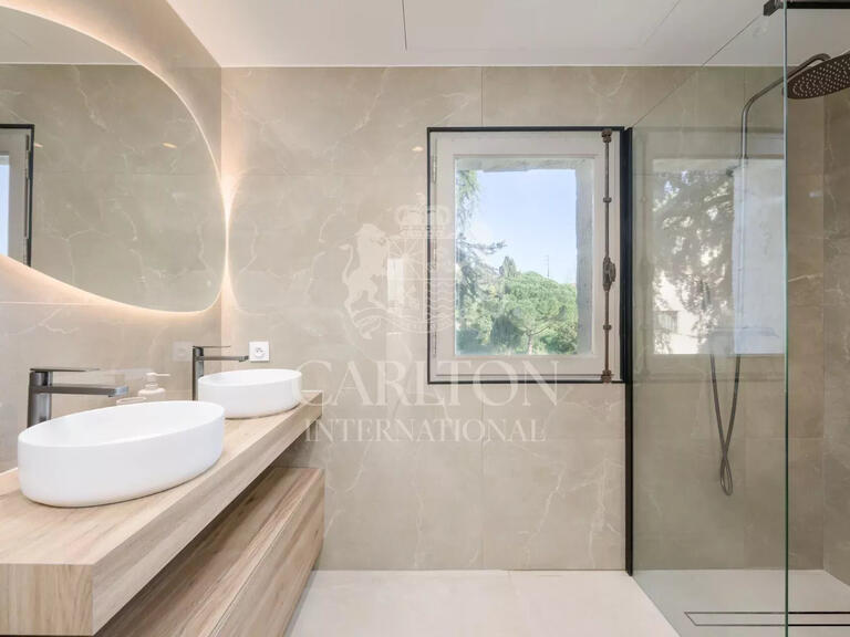 Villa Mandelieu-la-Napoule - 4 bedrooms - 300m²