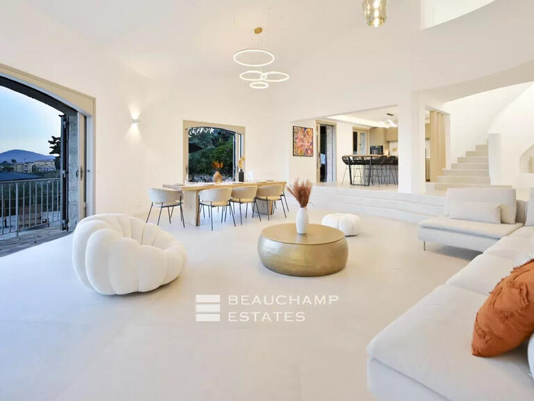 Villa Mandelieu-la-Napoule - 4 chambres - 301m²