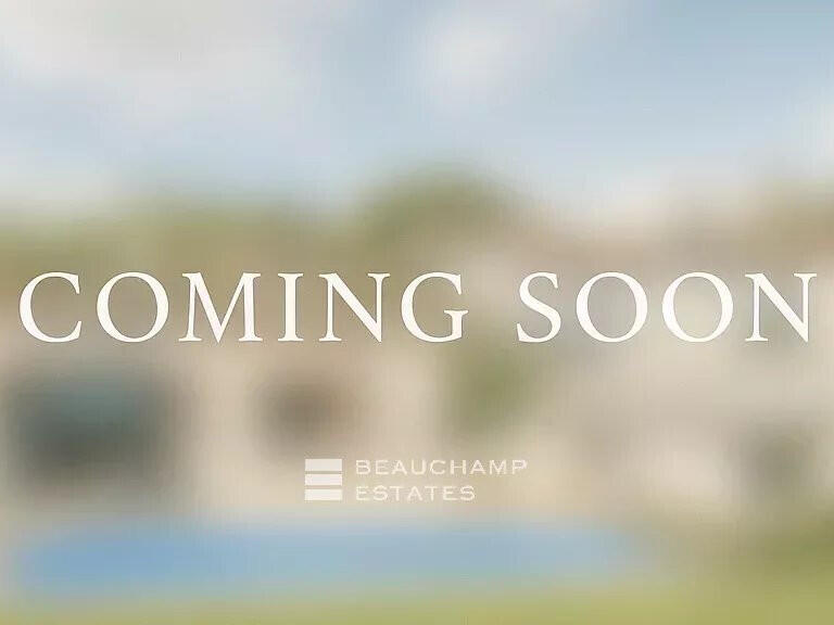 Villa Mandelieu-la-Napoule - 5 chambres - 252m²