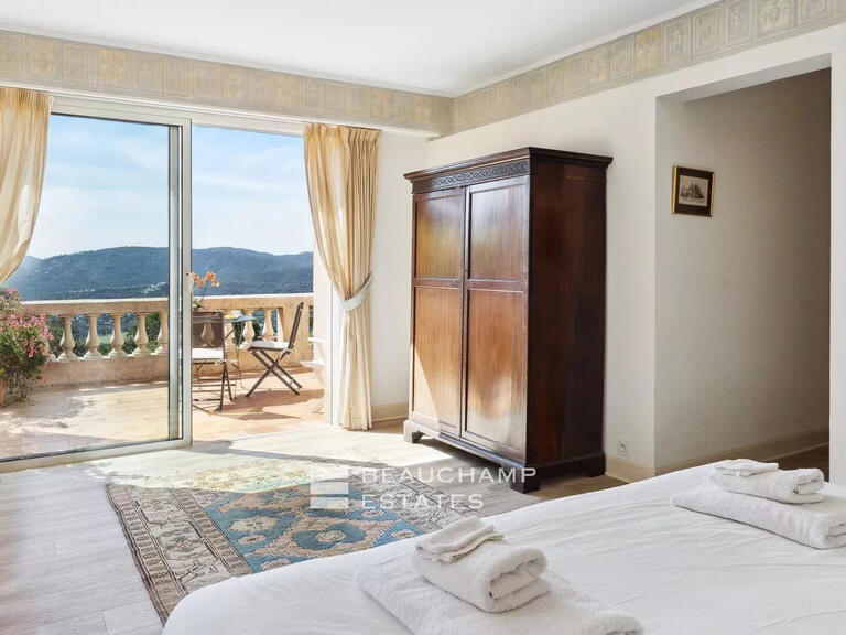 Villa Mandelieu-la-Napoule - 5 chambres - 252m²