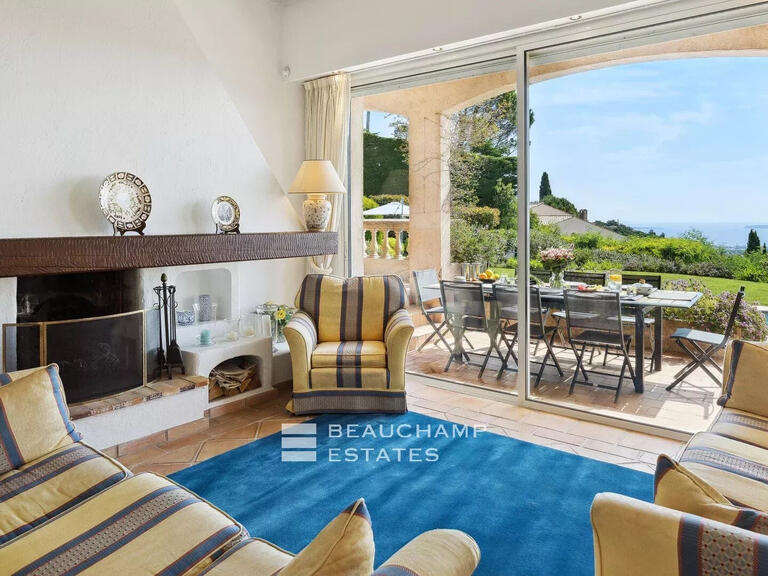 Villa Mandelieu-la-Napoule - 5 chambres - 252m²