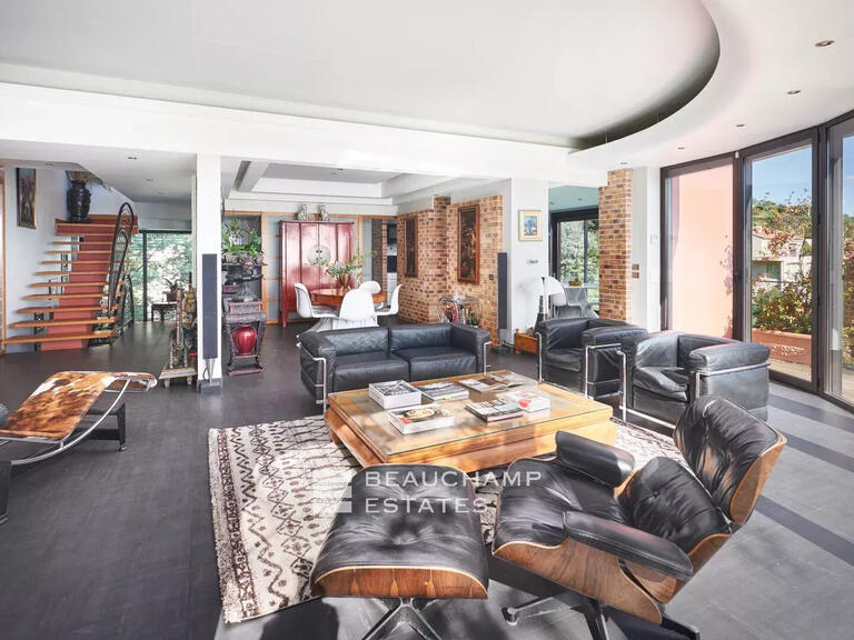 Villa Mandelieu-la-Napoule - 5 chambres - 301m²