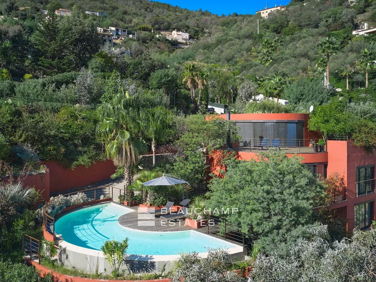 Villa Mandelieu-la-Napoule - 5 chambres - 301m²