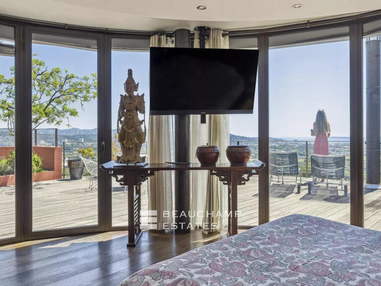 Villa Mandelieu-la-Napoule - 5 chambres - 300m²