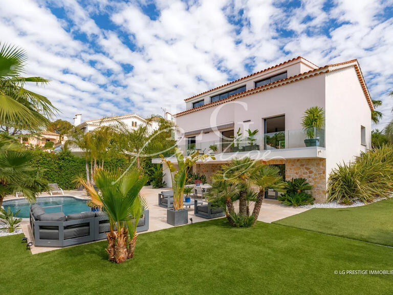 Villa Mandelieu-la-Napoule - 5 chambres - 230m²
